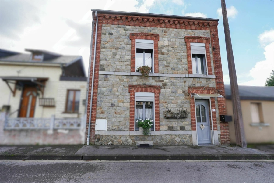 Charmante maison avec vue sur Meuse